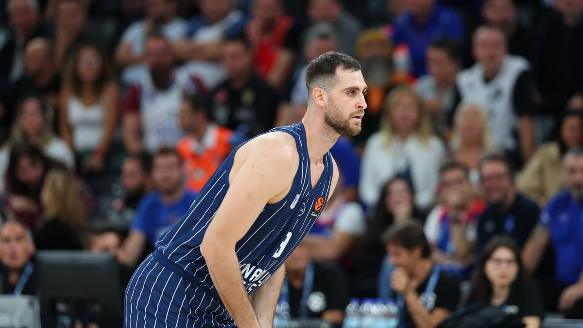 Anadolu Efes'ten sakatlık açıklaması! Georgios Papagiannis... Anadolu Efes'ten sakatlık açıklaması! Georgios Papagiannis...