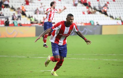 Transferde Haji Wright kapışması! Beşiktaş, Fenerbahçe, Galatasaray ve Trabzonspor...