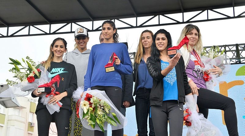 Antalya’da Yüksek Topuk Koşusu