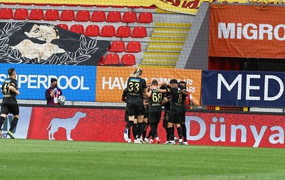 Göztepe Galatasaray maçında Diabate inanılmaz bir gole imza attı