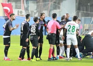 İzmir’de sessizlik