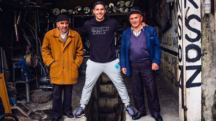 Lukas Podolski’nin menajeri İstanbul’da