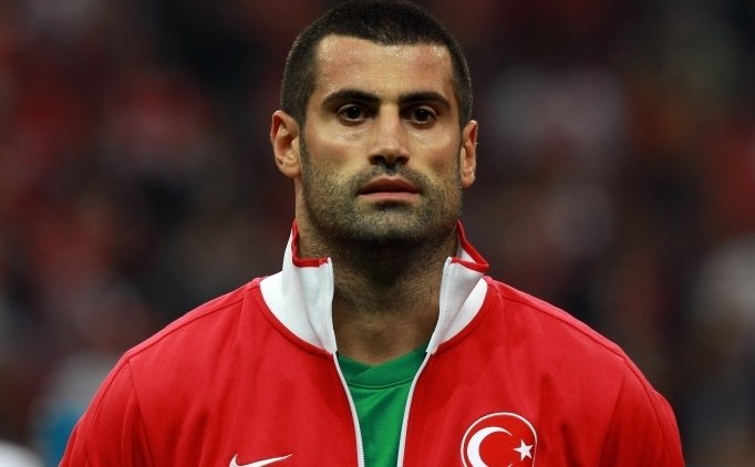 Ünlü futbolcular ve lüks otomobilleri