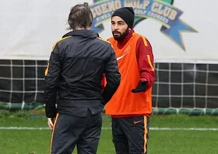Galatasaray'da Selçuk İnan belirsizliği