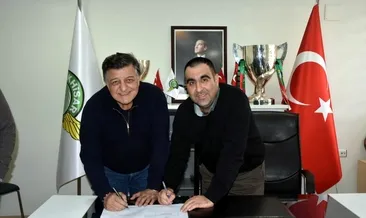 Yılmaz Vural yeni takımıyla imzaladı!