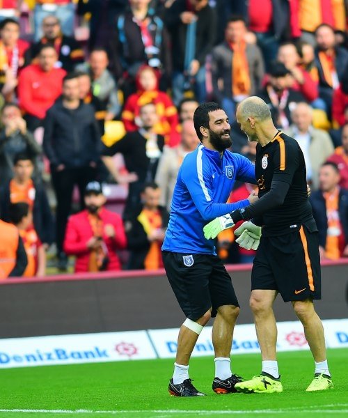 Arda Turan, Fatih Terim’in yanına gitti mi?