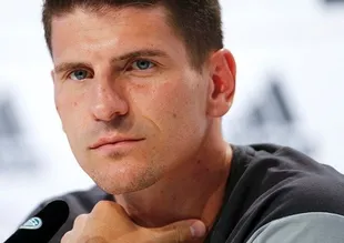 Mario Gomez Beşiktaş'a veda etti