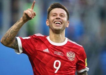 Süper Lig devinden Smolov bombası! Menajeriyle görüşüldü