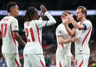 İngiltere, Harry Kane ile Çekya'yı rahat geçti!