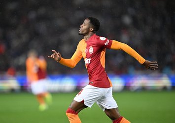 Zaha kendine hayran bıraktı!