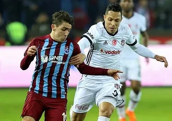 Beşiktaş'ta Adriano şoku
