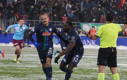 Çaykur Rizespor - Trabzonspor maçında Joel Pohjanpalo tarihe geçti!