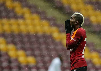 Galatasaray'da Onyekuru depremi