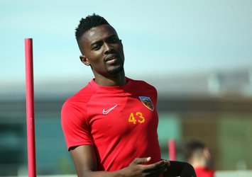 Yıldız oyuncu devreyi kapattı!