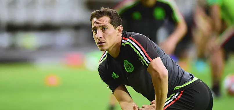 Fenerbahçe'den Guardado hamlesi!