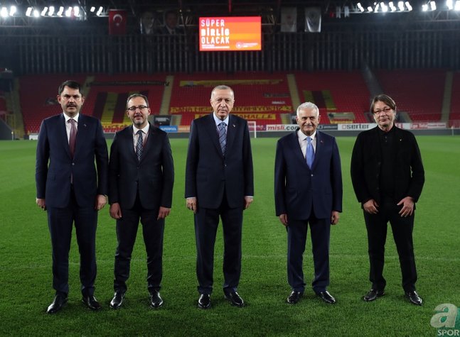 Başkan Recep Tayyip Erdoğan sahalara indi! Durmak yok gollere devam