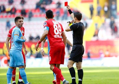 Kayserispor'a kötü haber! 2 isim Beşiktaş maçında yok