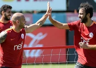 Düşman çatlattılar