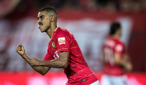 Gomis Ten Cok Alan Sayfa 1 Galatasaray 19 Kasim 2020 Persembe