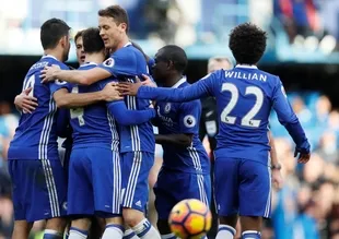 Chelsea evinde Arsenal'i üzdü