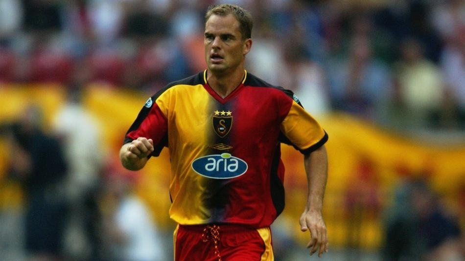 Türkiye’de oynamış en kariyerli futbolcular