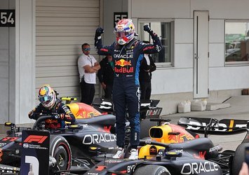 Verstappen 57. galibiyetini aldı!
