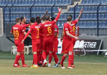 Kayserispor 1 attı 3 aldı
