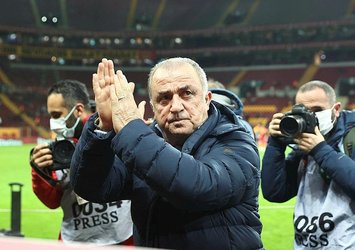 Terim'den sürpriz hamle! Yardımcı antrenör olarak...