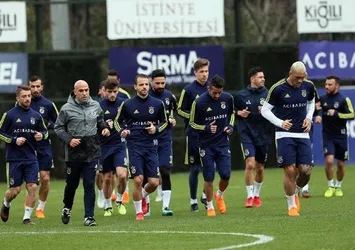F.Bahçe'de iki yıldız idmana çıkmadı