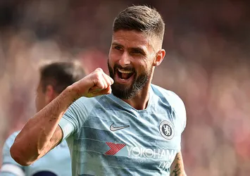 Giroud sürprizi