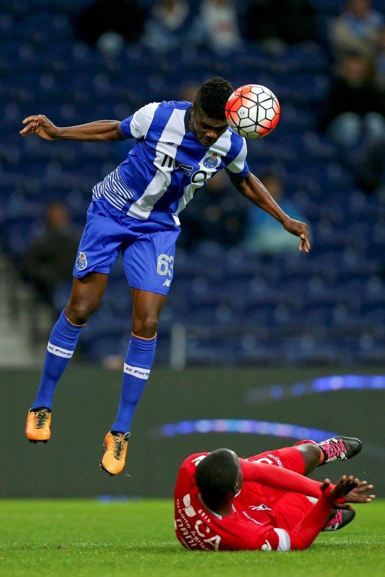 Trabzonspor’dan stopere dev kule