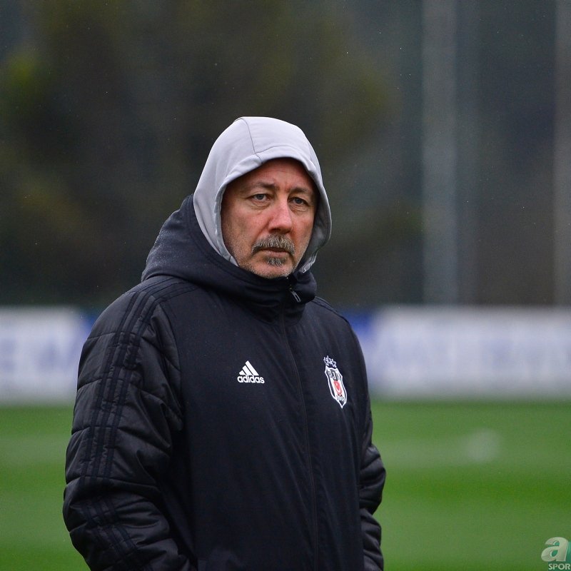 Süper Lig’de sahne devlerin! İşte Beşiktaş - Galatasaray derbisinin 11’leri