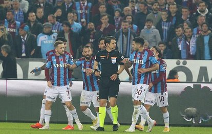 Ahmet Çakar Trabzonspor-Fenerbahçe derbisinin hakemi Halil Umut Meler’i değerlendirdi!
