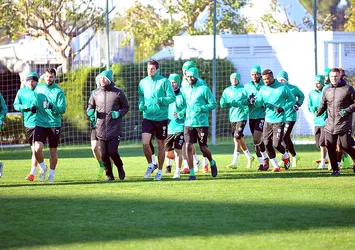 Bursaspor soğuk havada kondisyon depoladı