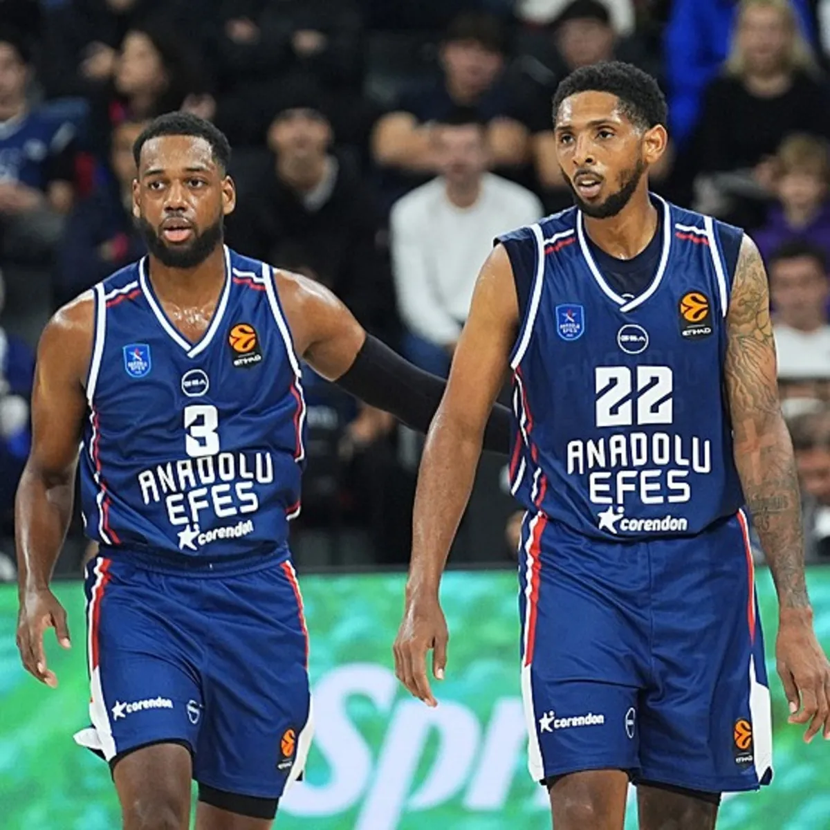 Anadolu Efes deplasmanda Zalgiris'i devirdi! İşte maçın özeti