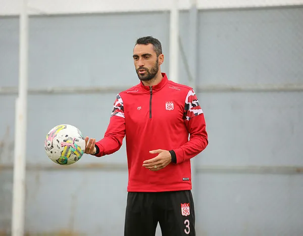 Rıza Çalımbay açıkladı! Uğur Çiftçi Galatasaray'a gidecek mi? - 1