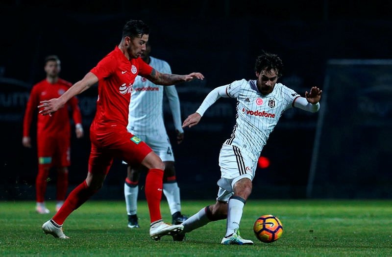 Beşiktaş’ta yolcular belli oldu
