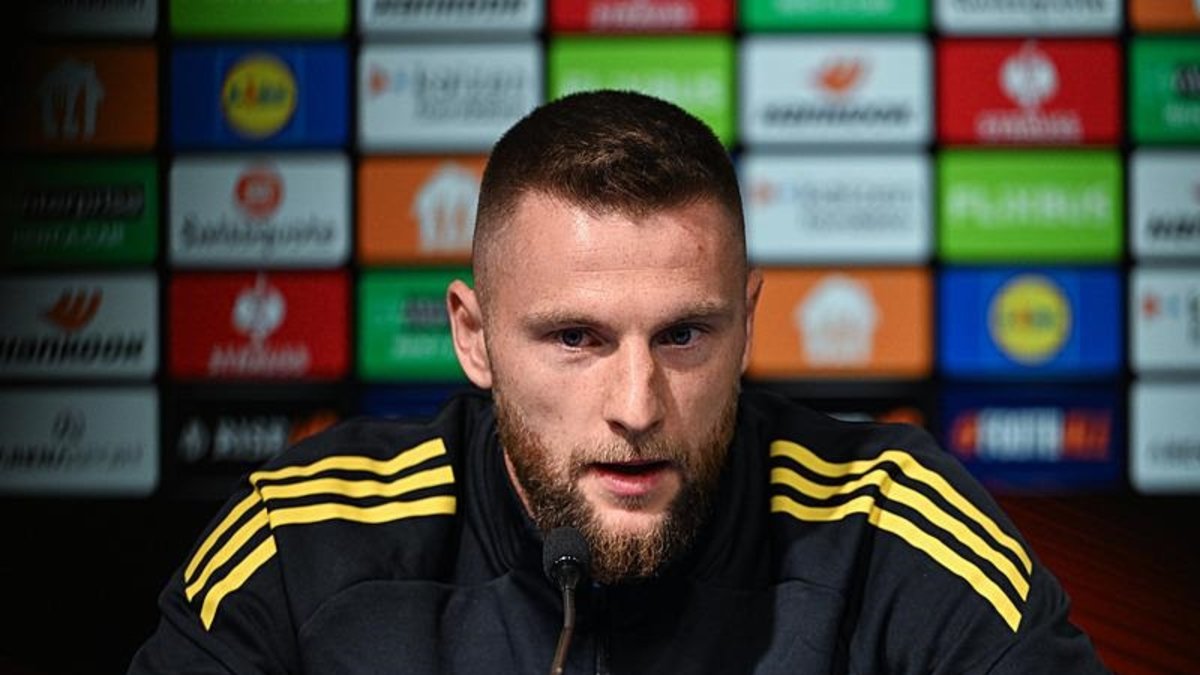 TRANSFER HABERİ | İtalyan devi Skriniar'ın peşine düştü TRANSFER HABERİ | İtalyan devi Skriniar'ın peşine düştü