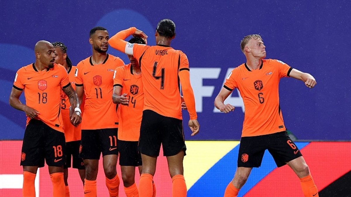 Hollanda Tunus'a karşı kazanarak rahat turladı!