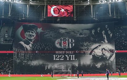 Beşiktaş’tan 122. yıl için anlamlı koreografi