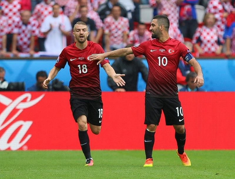 Caner Erkin: Vicdanlarıyla baş başa bırakıyorum