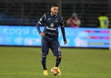 Fenerbahçe'de savunmaya Tangocu