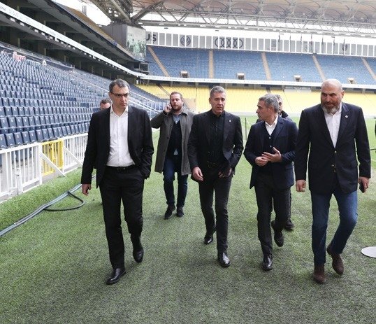 Ersun Yanal sahaya böyle çıktı! İşte ilk görüntüler...