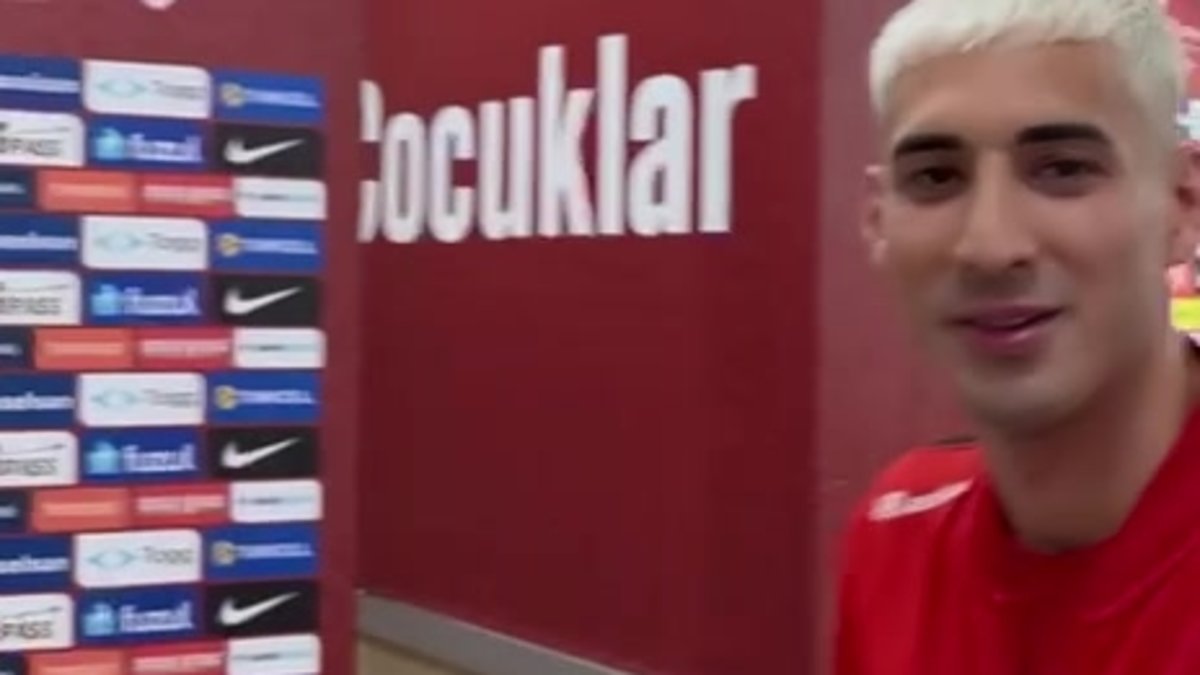 Mert Müldür'den yeni saç stiline yanıt!