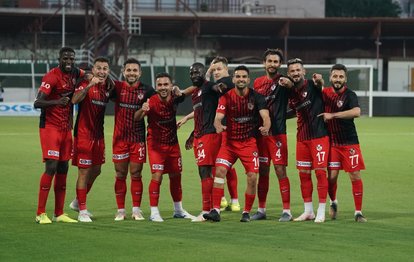 Son dakika spor haberi: Gaziantep FK’da 10 futbolcunun sözleşmesi sona erdi!