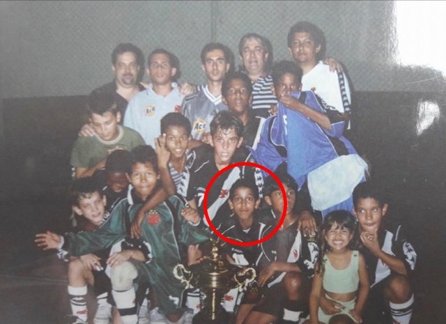 Ünlü futbolcuların çocukluk fotoğrafları