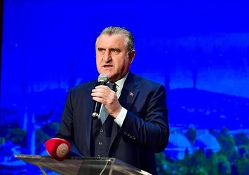 Bakan Bak: Statlarımız Avrupa'nın ve dünyanın en modern stadyumları!