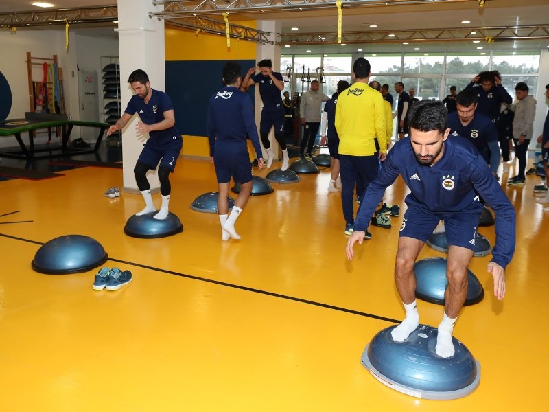 Fenerbahçe’de Ersun Yanal ateşi yaktı!