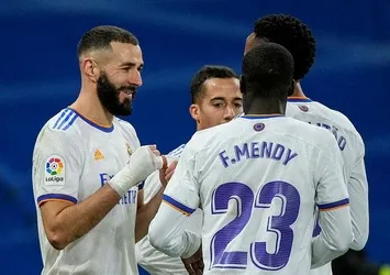 Real Madrid tek attı 3 aldı!