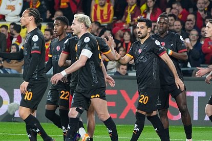 G.Saray İzmir’de nefes aldı!